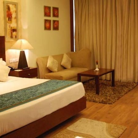 The Victoria Grand Hotel & Spa Kasauli Luaran gambar