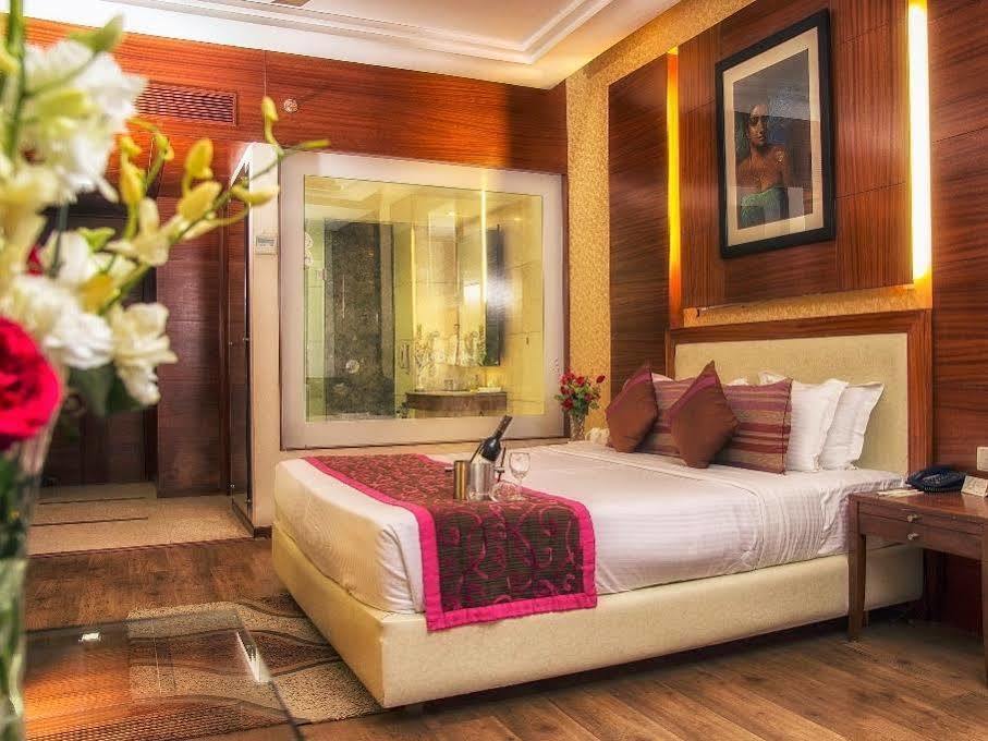 The Victoria Grand Hotel & Spa Kasauli Luaran gambar